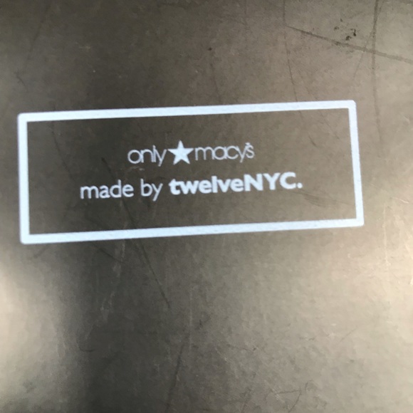 PATCHES - Picture 4 of 11